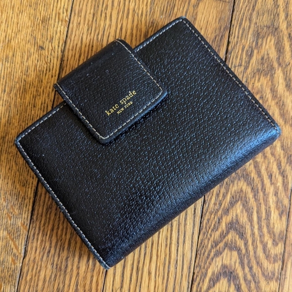Kate Spade Black Wallet - Picture 1 of 5